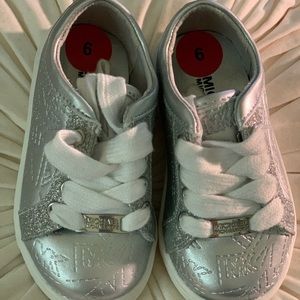 Michael Kors children’s size 6 shoe